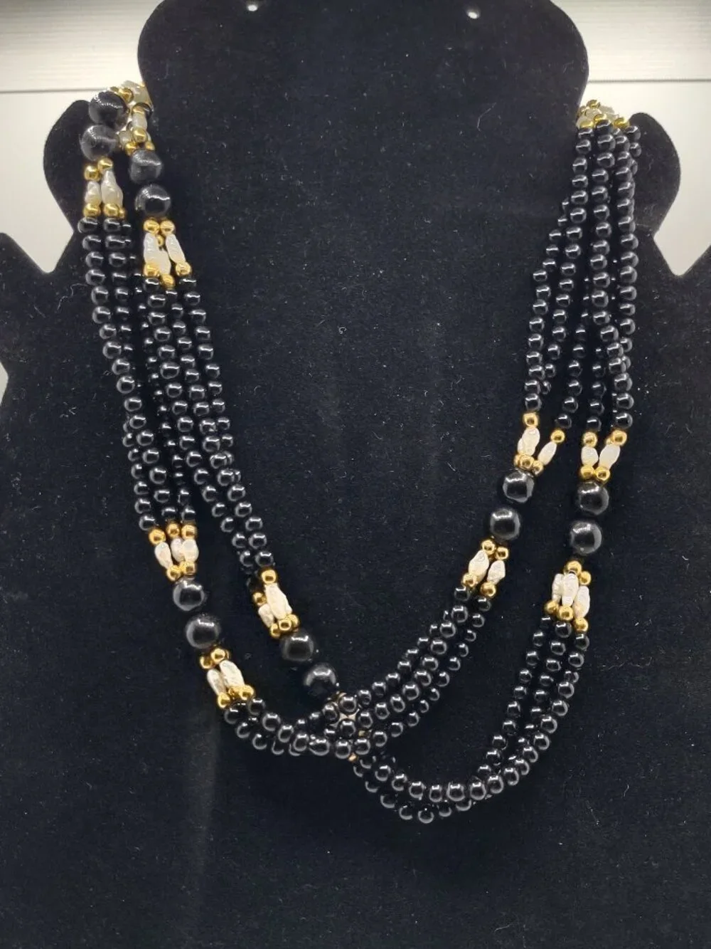 Necklace Black Onyx Beads + 10kt Gold Beads + Freshwater Pearls 30